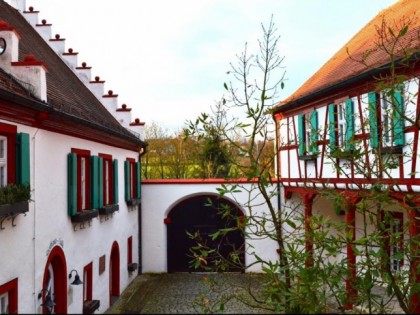 Фото: Wei&amp;szlig;e M&amp;uuml;hle